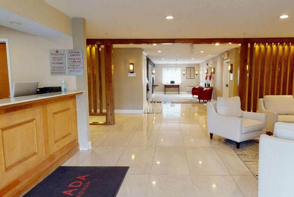 Ramada by Wyndham Strasburg image 7